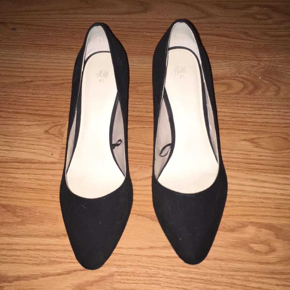 H&M “Court Shoes” Heels